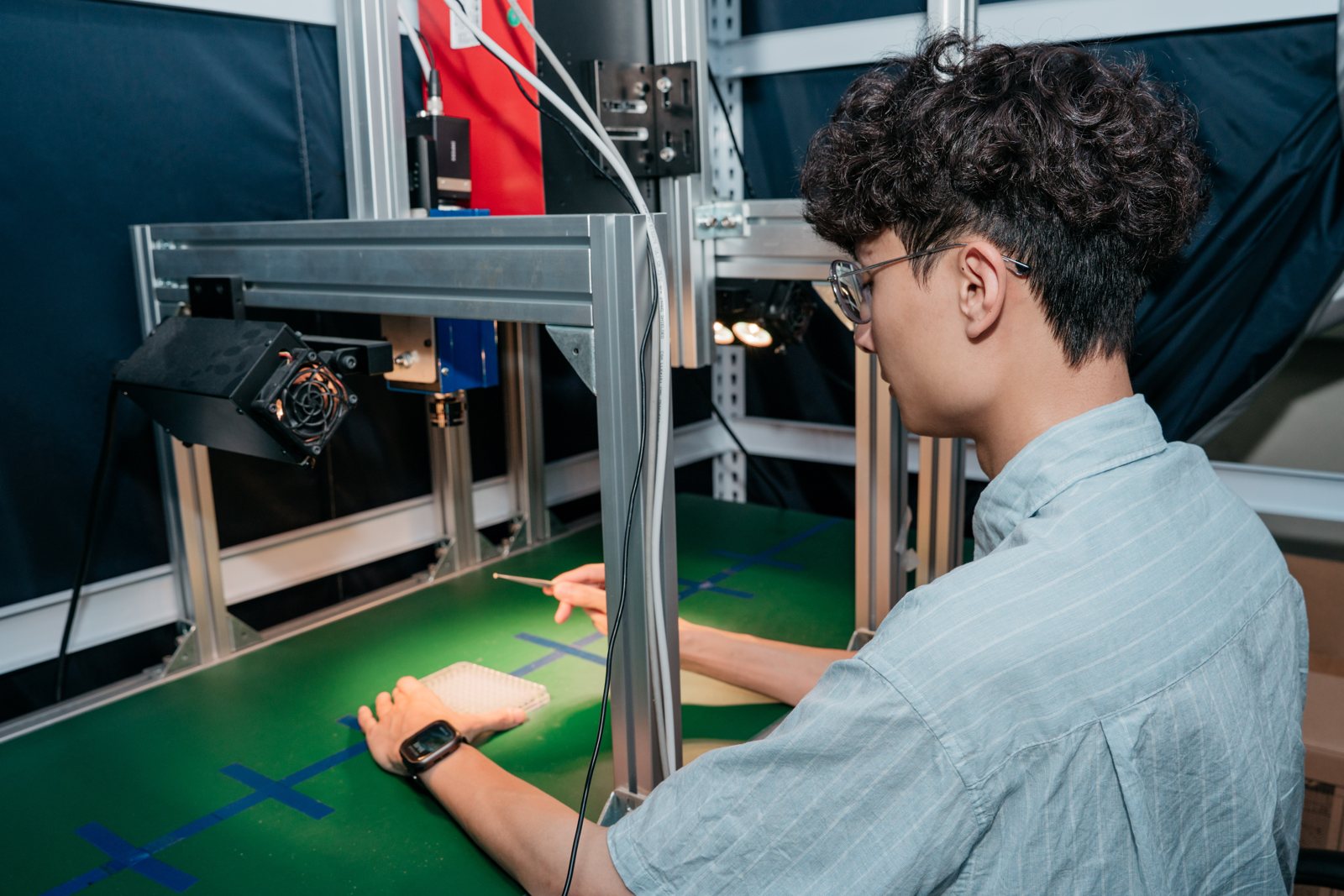 SeedSense AI hyperspectral seed inspection rig
